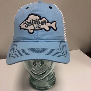 NWT Men Trucker Hat
